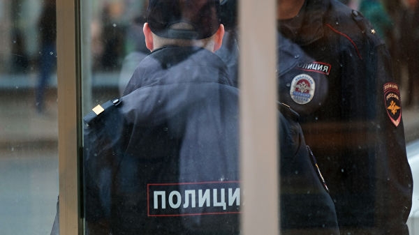 <br />
Трех сотрудников ГУ МВД по Москве задержали за организацию незаконной миграции<br />
